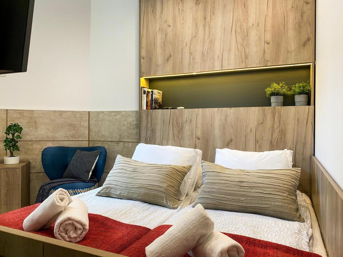 Beautiful Studio For Couples With Air Conditioning - Old Town & Main Station 크라쿠프 외부 사진