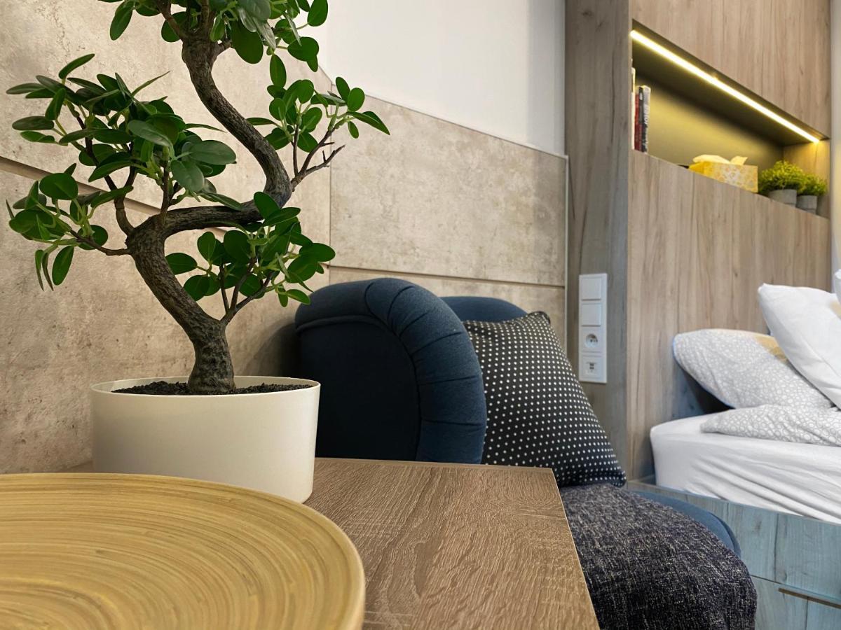 Beautiful Studio For Couples With Air Conditioning - Old Town & Main Station 크라쿠프 외부 사진